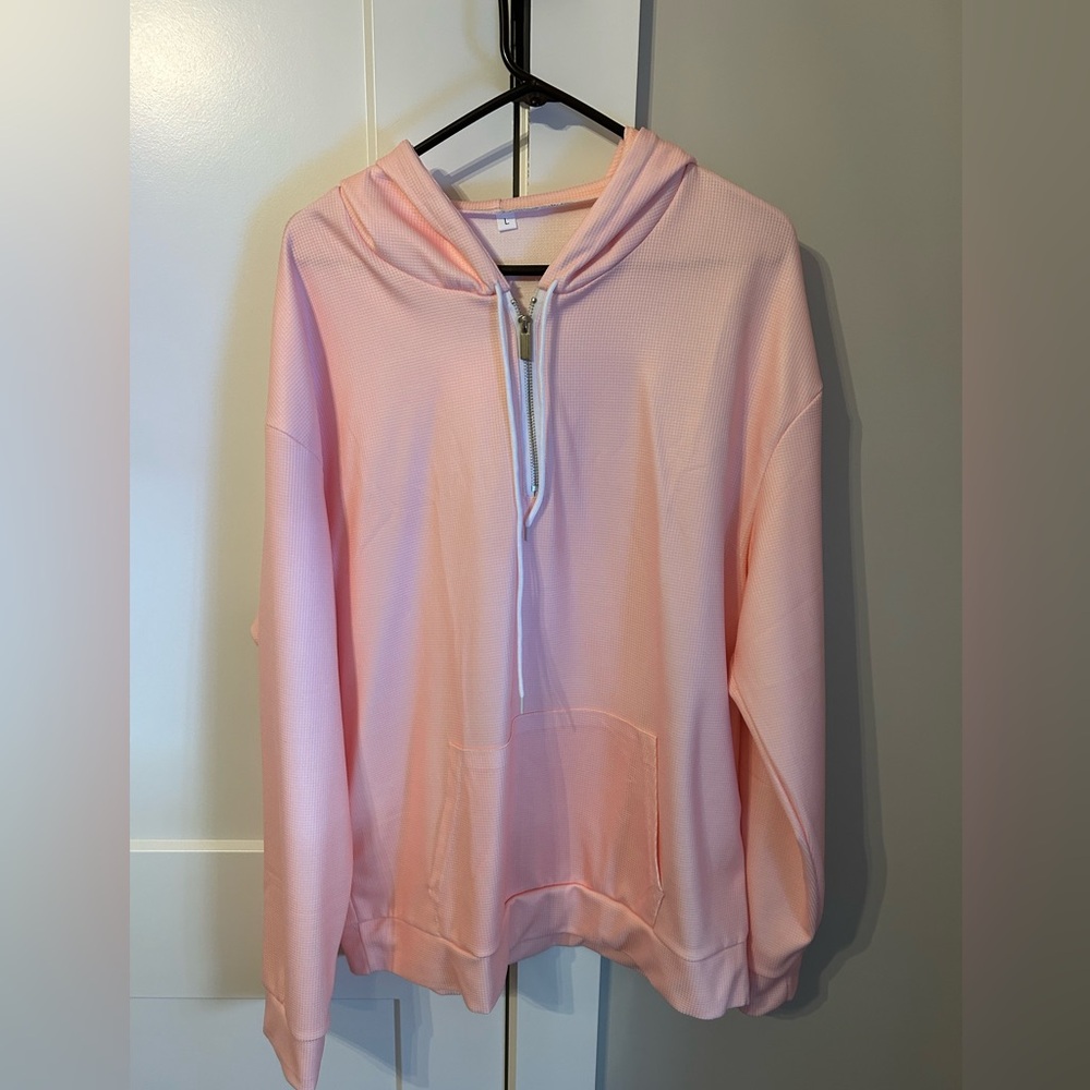 Pink Hooded Men's Sweater.  Never worn - Picture 3 of 5